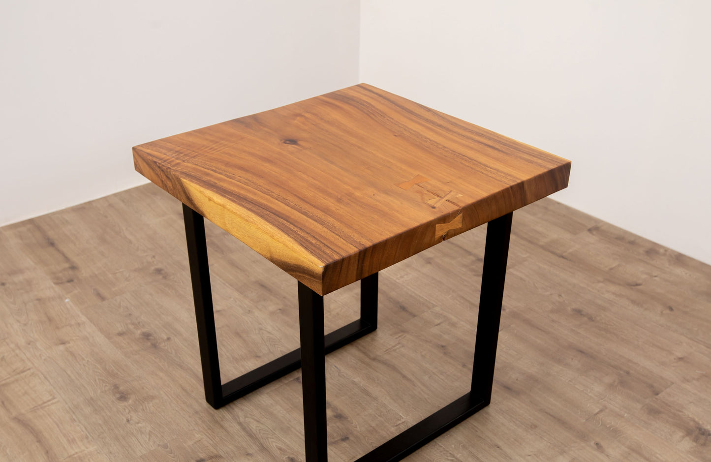 24x24" Acacia Mission Edge Square Leg, Smooth-Texture Natural Finish